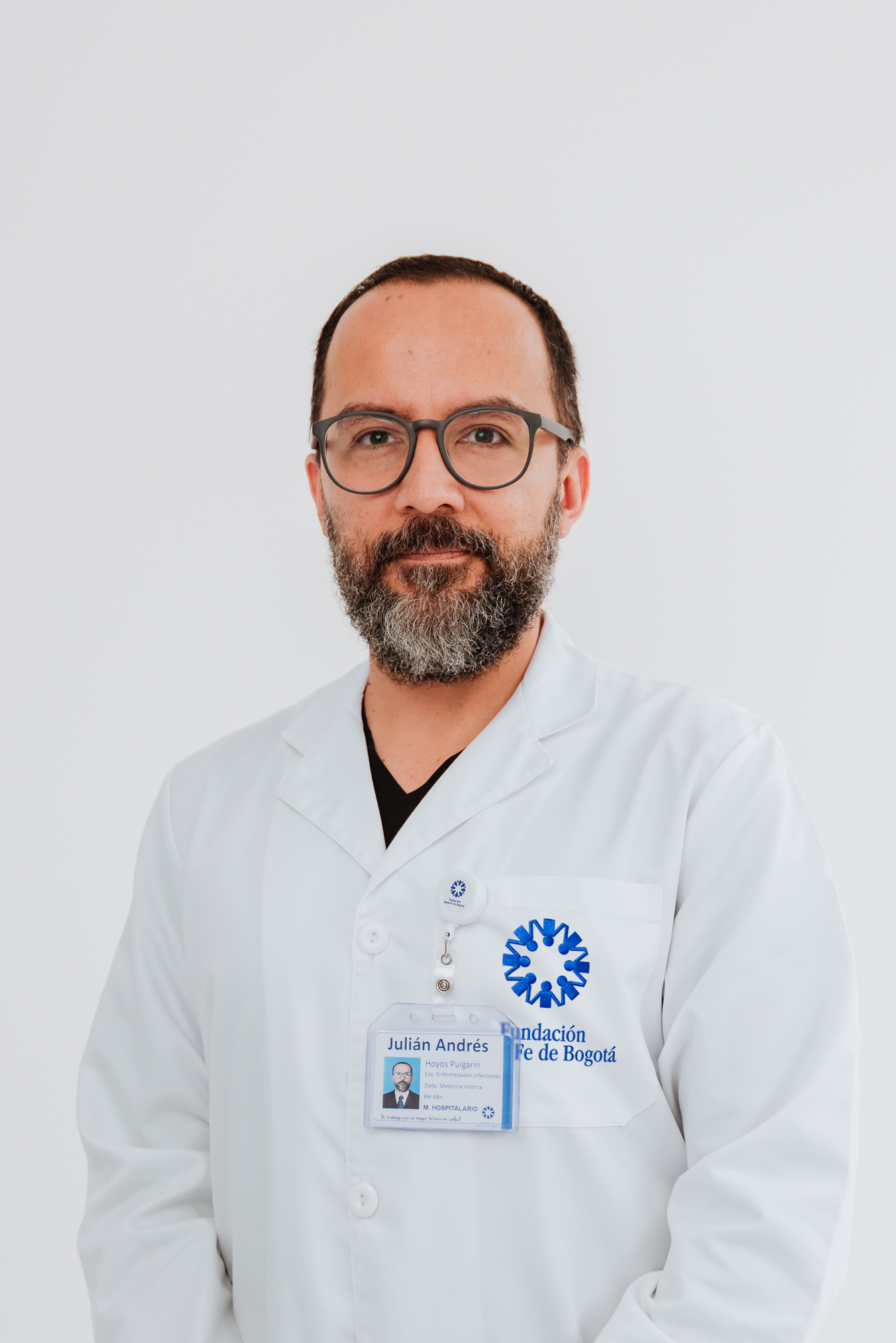 Dr. HOYOS PULGARIN JULIAN ANDRES
